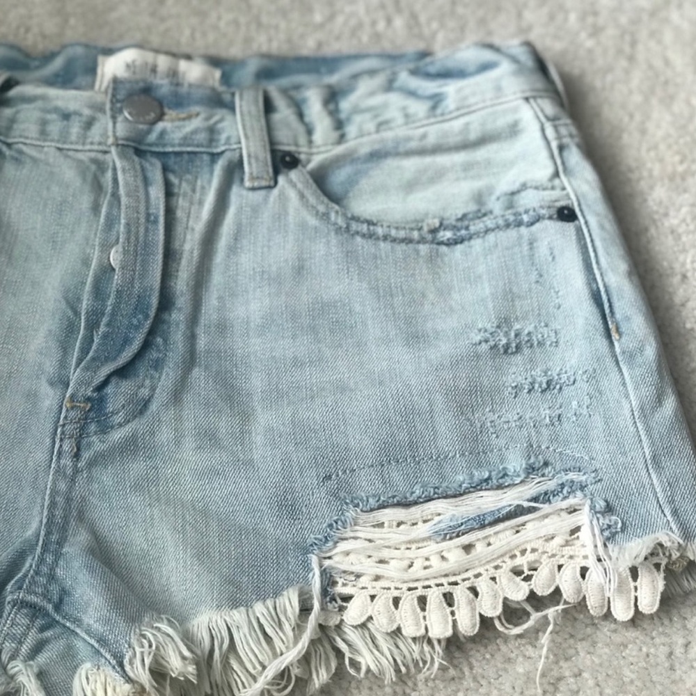 Free People Daisy Chain Lace Shorts